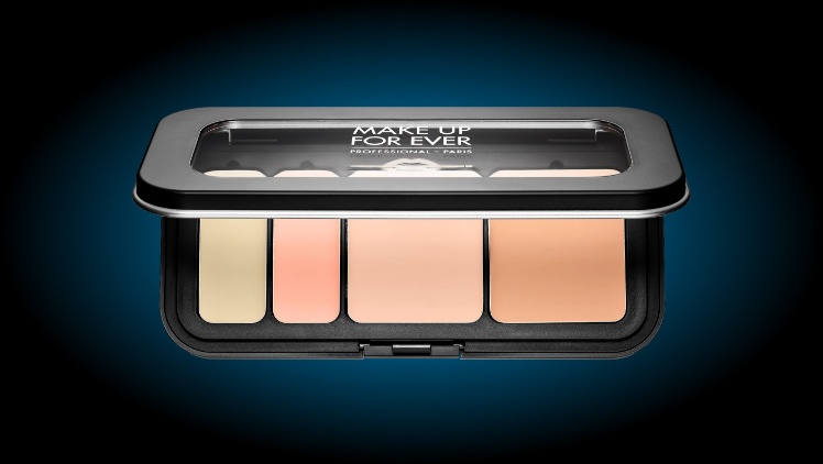 color correcting makeup palette for concealing bruises