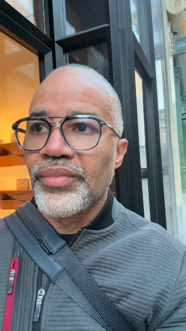 Here are 3 Tips to Find a GOOD Injector
- the kind who listens, plans, and delivers natural results.

Tag your favorite injector in your area (they deserve the love).

Got any other tips? Drop them below — I’d love to hear what you look for!

#plasticsurgery #injectables #fillers #injector #bestofthebest